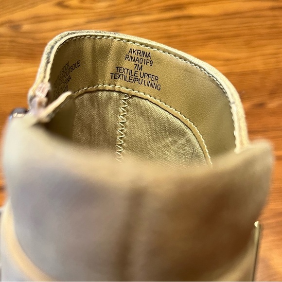 Anne Klein Rina Stacked Heel Dress Booties Size 7 - Picture 13 of 14